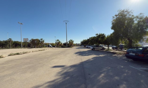 Resale - Bungalow -
Torrevieja - Parque de las Naciones