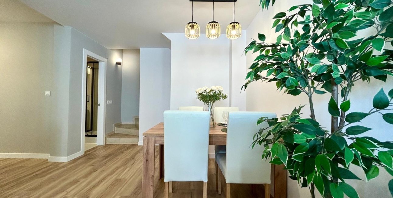 Resale - Townhouse -
Orihuela - Urbanización Perla del Mar