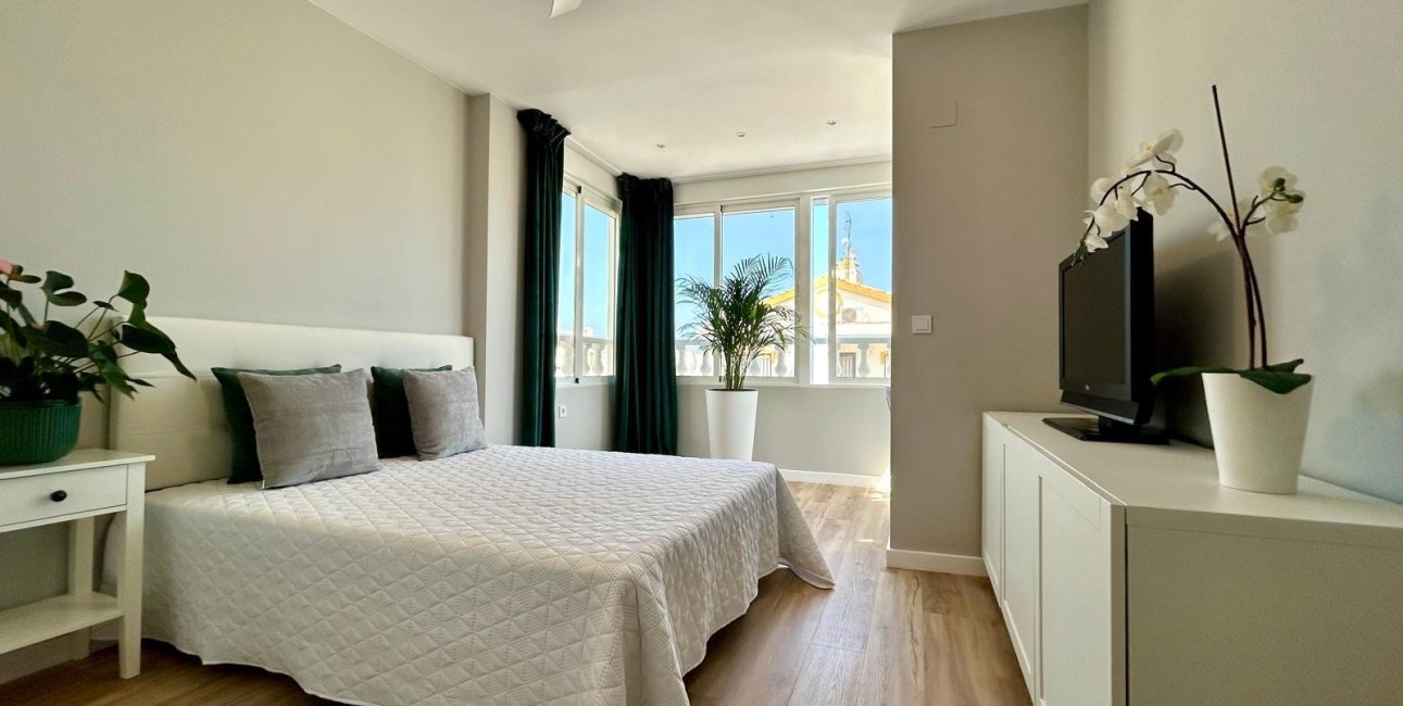 Resale - Townhouse -
Orihuela - Urbanización Perla del Mar