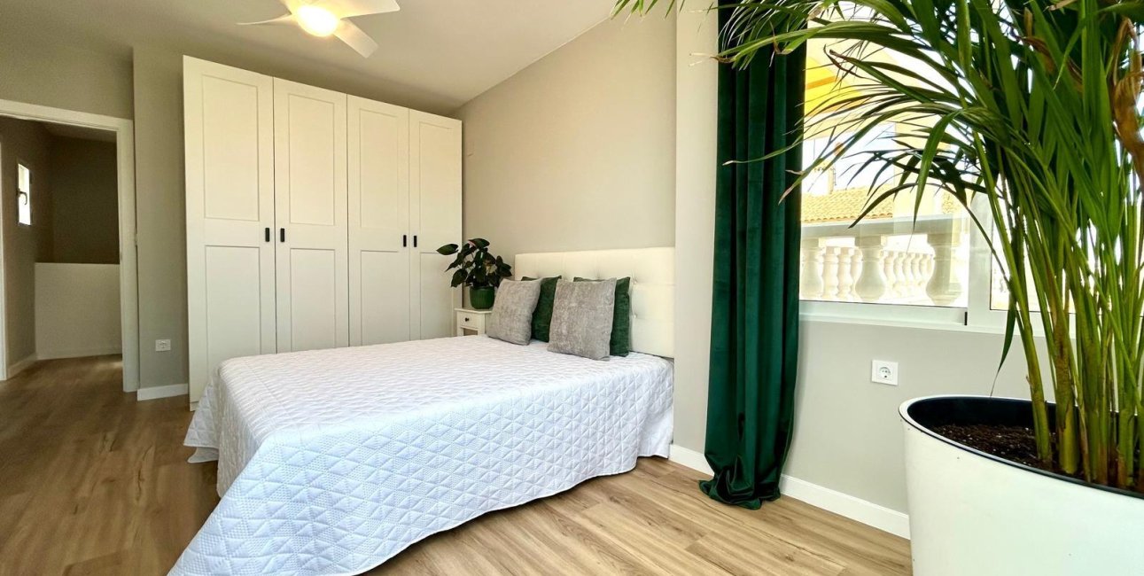 Resale - Townhouse -
Orihuela - Urbanización Perla del Mar