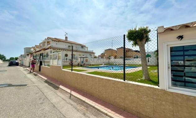 Resale - Townhouse -
Orihuela - Urbanización Perla del Mar