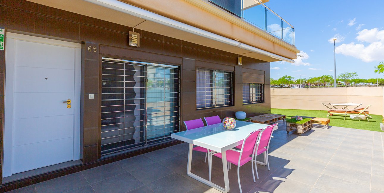 Resale - Apartment / flat -
Pilar de la Horadada - Torre De La Horadada