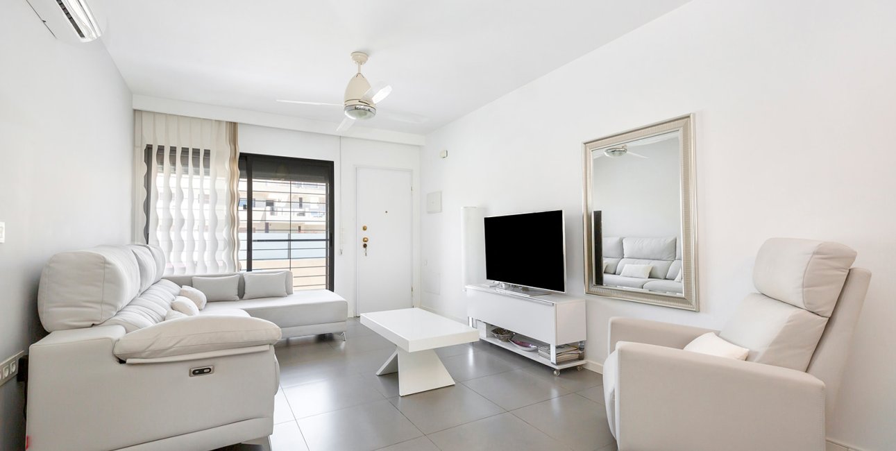 Resale - Apartment / flat -
Pilar de la Horadada - Torre De La Horadada