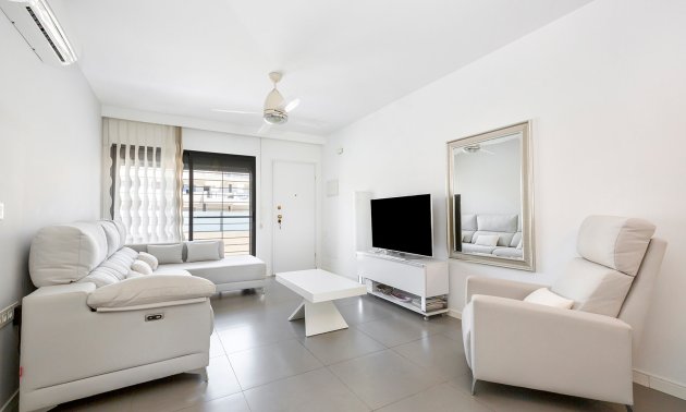 Resale - Apartment / flat -
Pilar de la Horadada - Torre De La Horadada