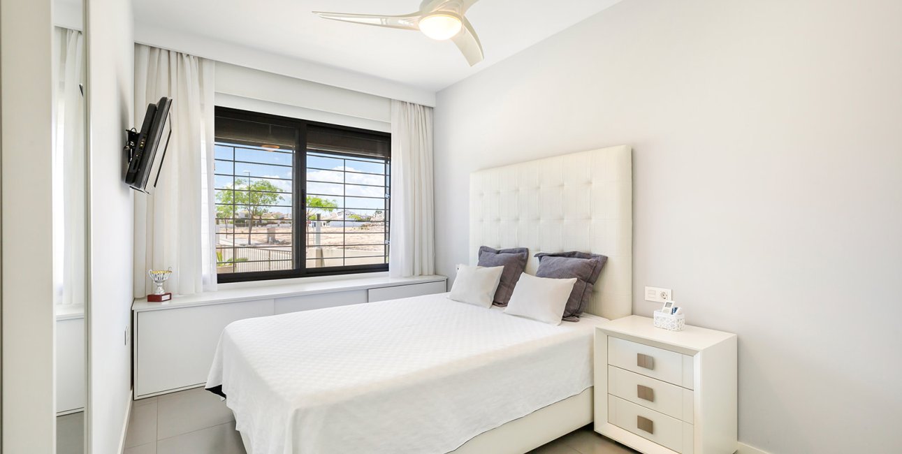 Resale - Apartment / flat -
Pilar de la Horadada - Torre De La Horadada