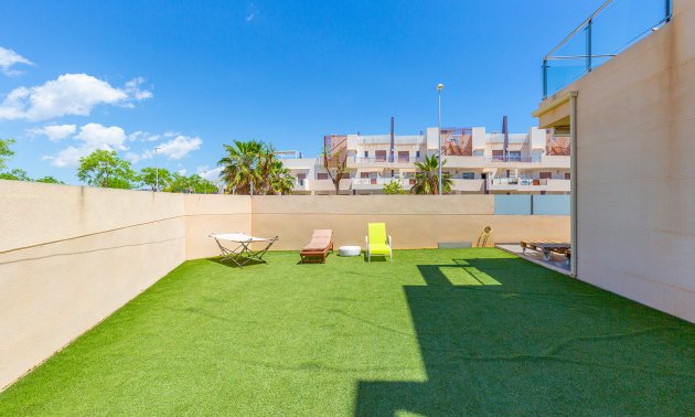 Resale - Apartment / flat -
Pilar de la Horadada - Torre De La Horadada