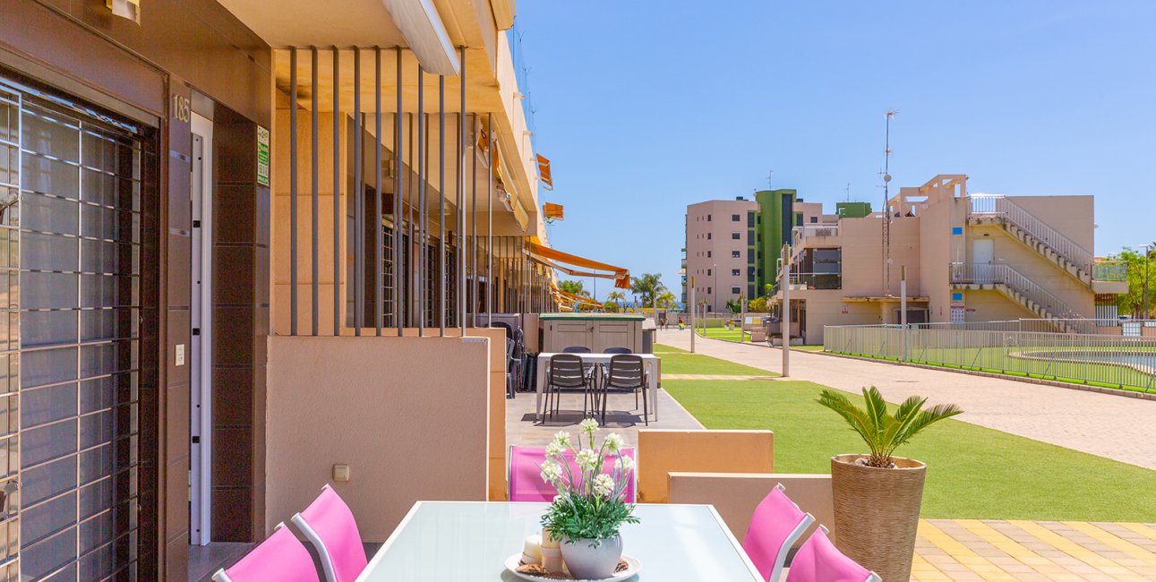 Resale - Apartment / flat -
Pilar de la Horadada - Torre De La Horadada