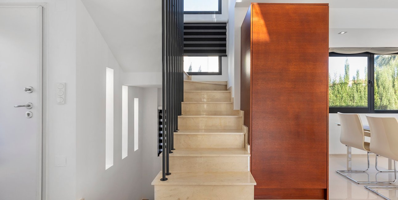 Resale - Villa -
Orihuela Costa - La Zenia