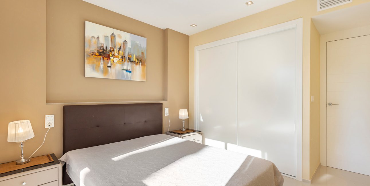 Resale - Villa -
Orihuela Costa - La Zenia