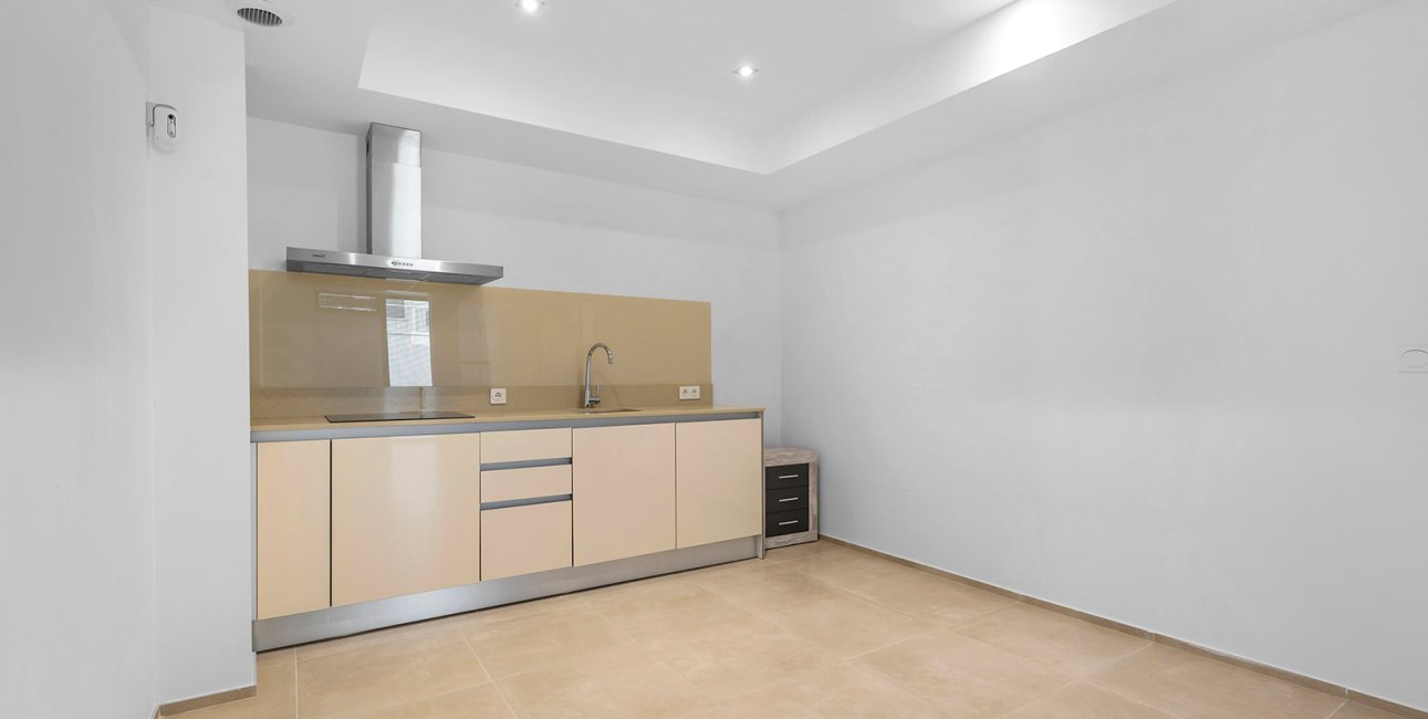 Resale - Villa -
Orihuela Costa - La Zenia