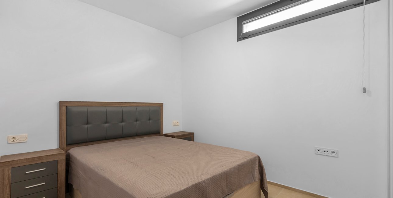 Resale - Villa -
Orihuela Costa - La Zenia