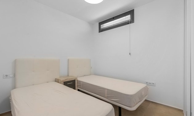 Resale - Villa -
Orihuela Costa - La Zenia