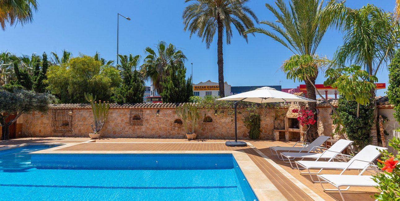 Reventa - Villa -
Orihuela Costa - Punta Prima