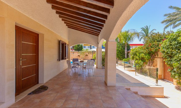 Reventa - Villa -
Orihuela Costa - Punta Prima