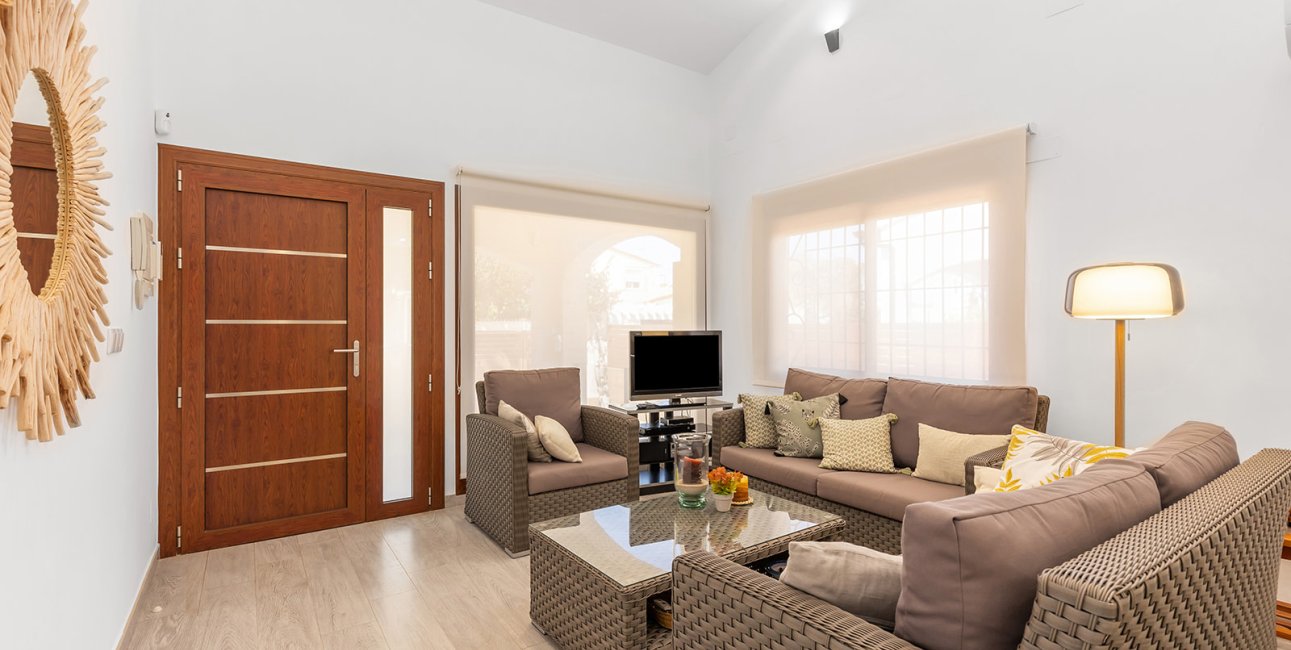 Reventa - Villa -
Orihuela Costa - Punta Prima