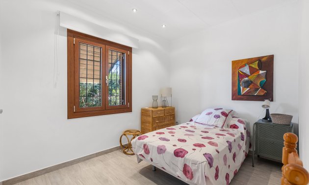 Reventa - Villa -
Orihuela Costa - Punta Prima