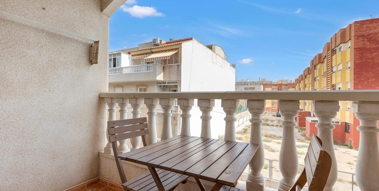 Resale - Apartment / flat -
Torrevieja - Estacion de autobuses