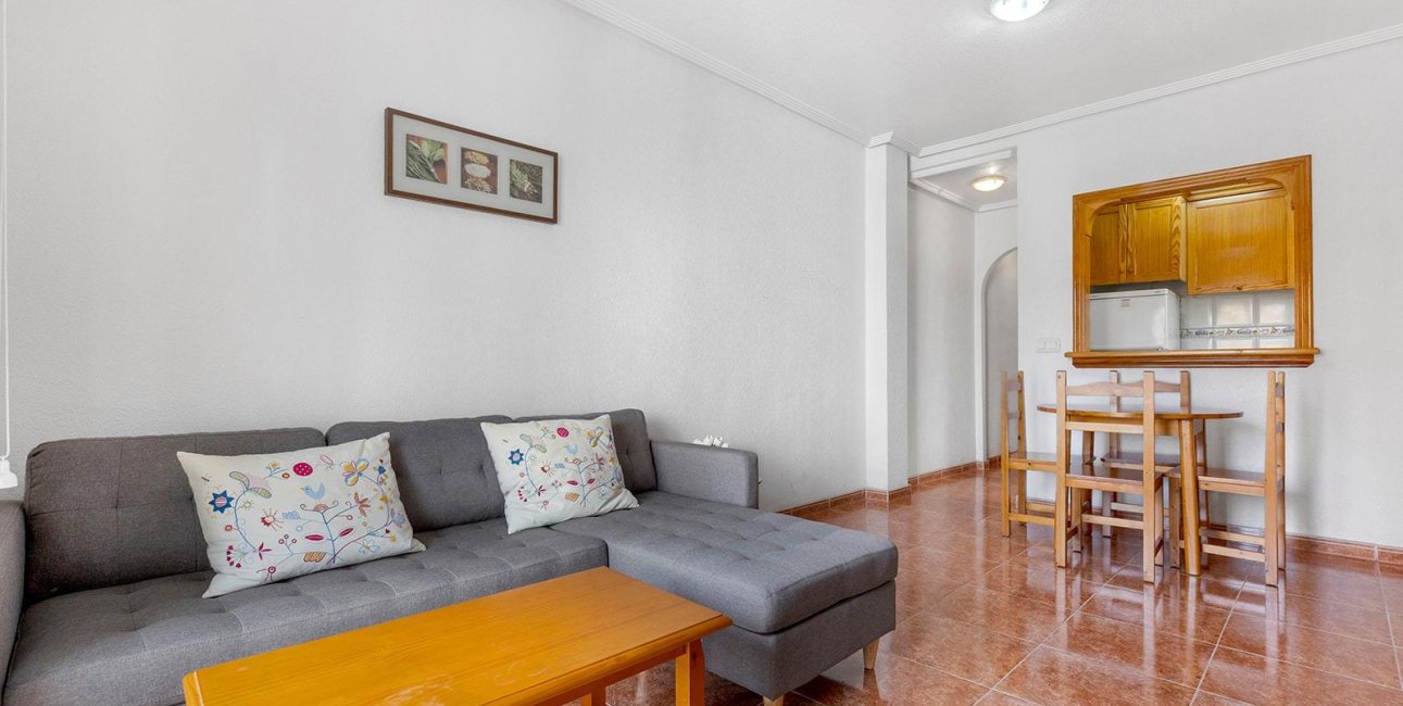 Resale - Apartment / flat -
Torrevieja - Estacion de autobuses