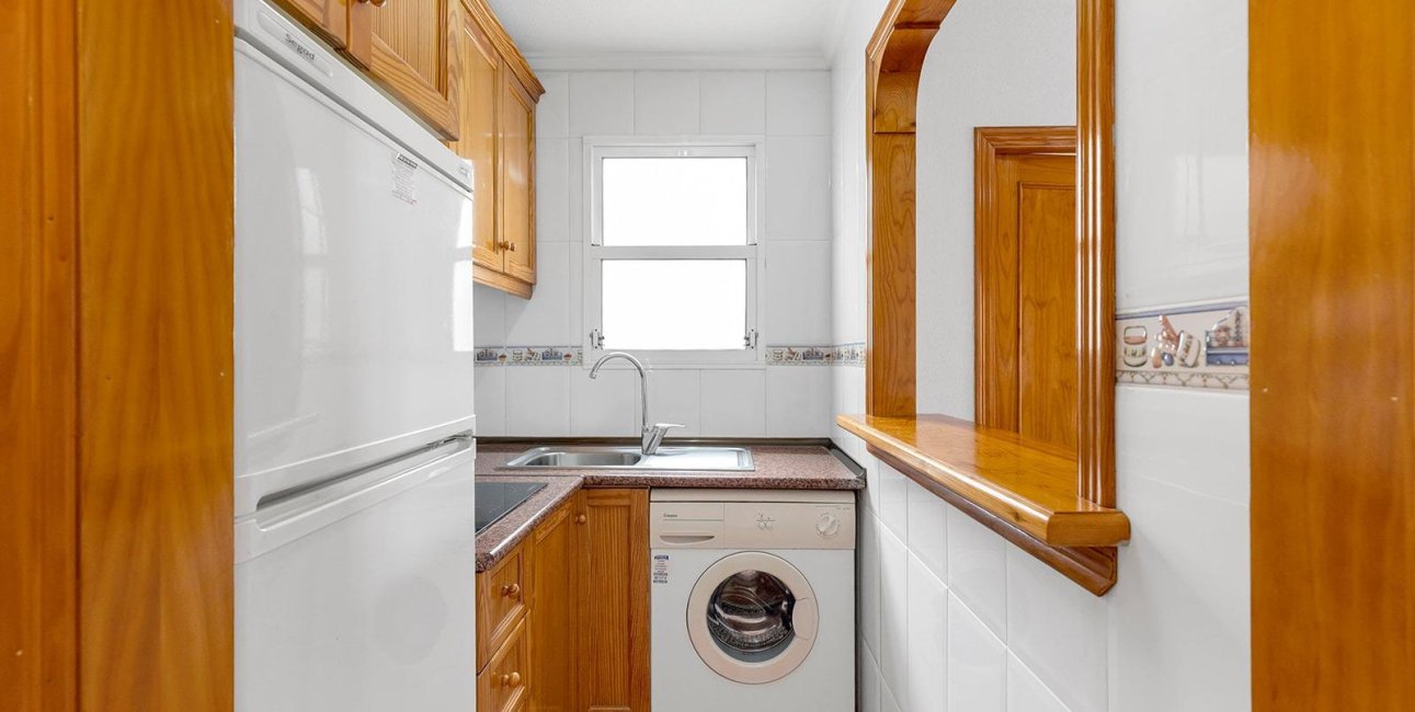 Resale - Apartment / flat -
Torrevieja - Estacion de autobuses