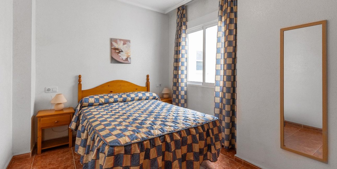 Resale - Apartment / flat -
Torrevieja - Estacion de autobuses