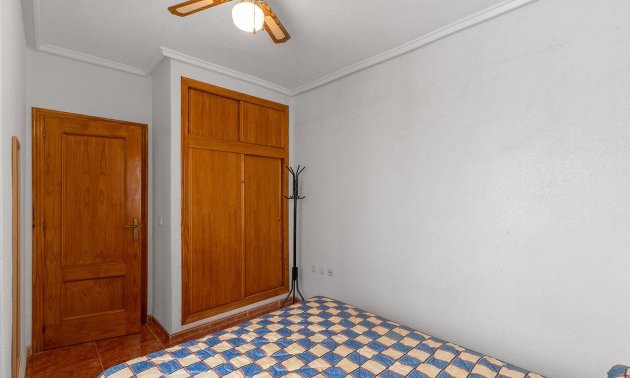 Resale - Apartment / flat -
Torrevieja - Estacion de autobuses