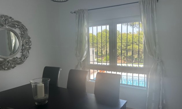 Resale - Villa -
Orihuela Costa - Lomas De Campoamor-las Ramblas