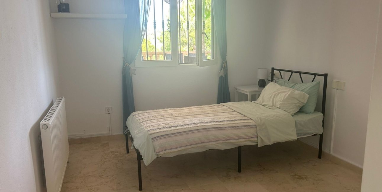 Resale - Villa -
Orihuela Costa - Lomas De Campoamor-las Ramblas