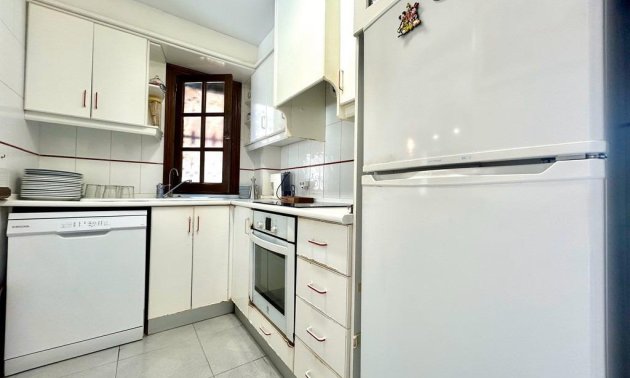 Resale - Villa -
Orihuela Costa - La Zenia