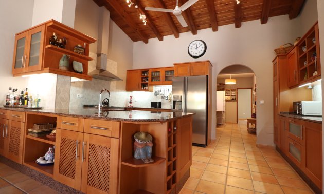 Resale - Country House -
Catral - Catral - Country