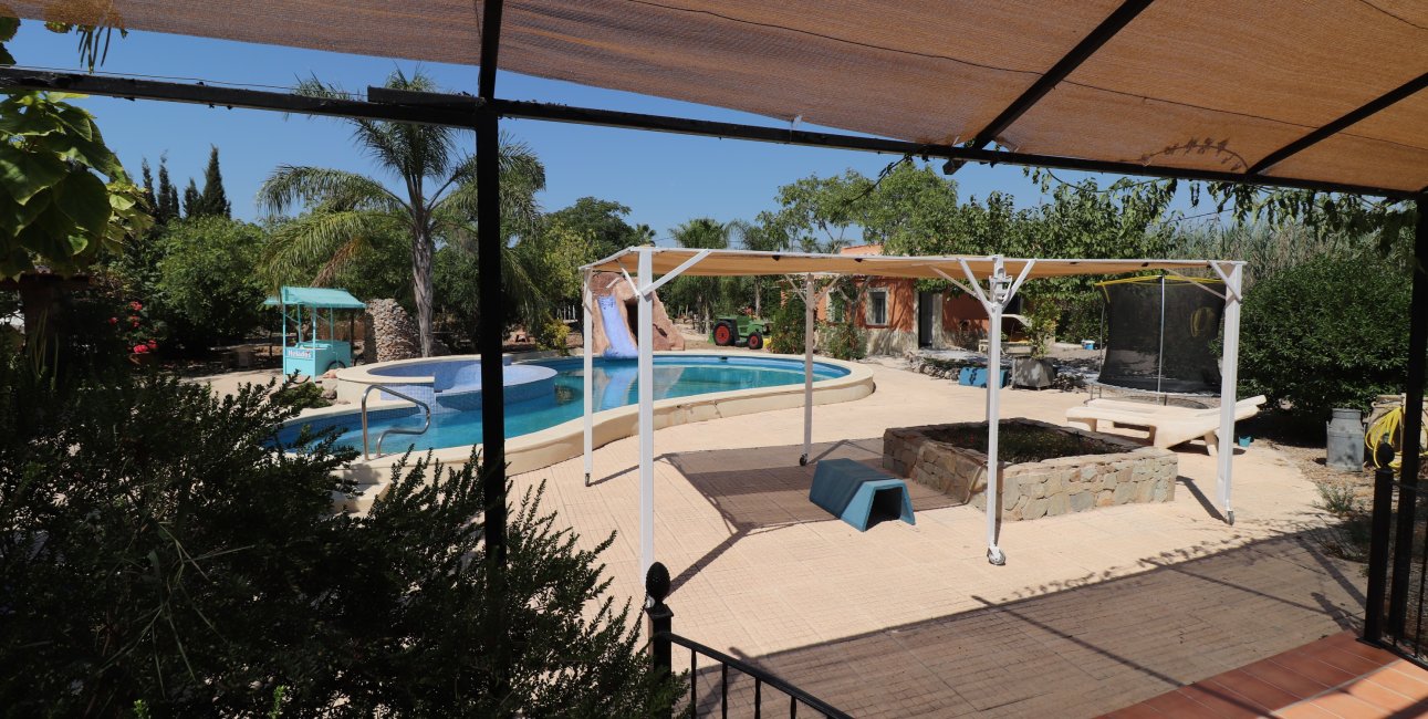 Resale - Country House -
Catral - Catral - Country