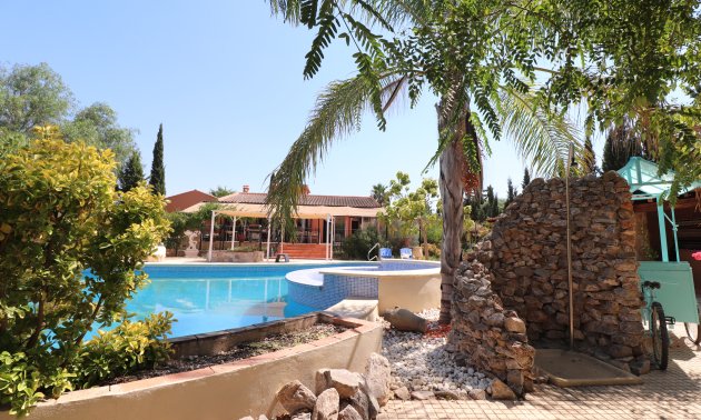 Resale - Country House -
Catral - Catral - Country