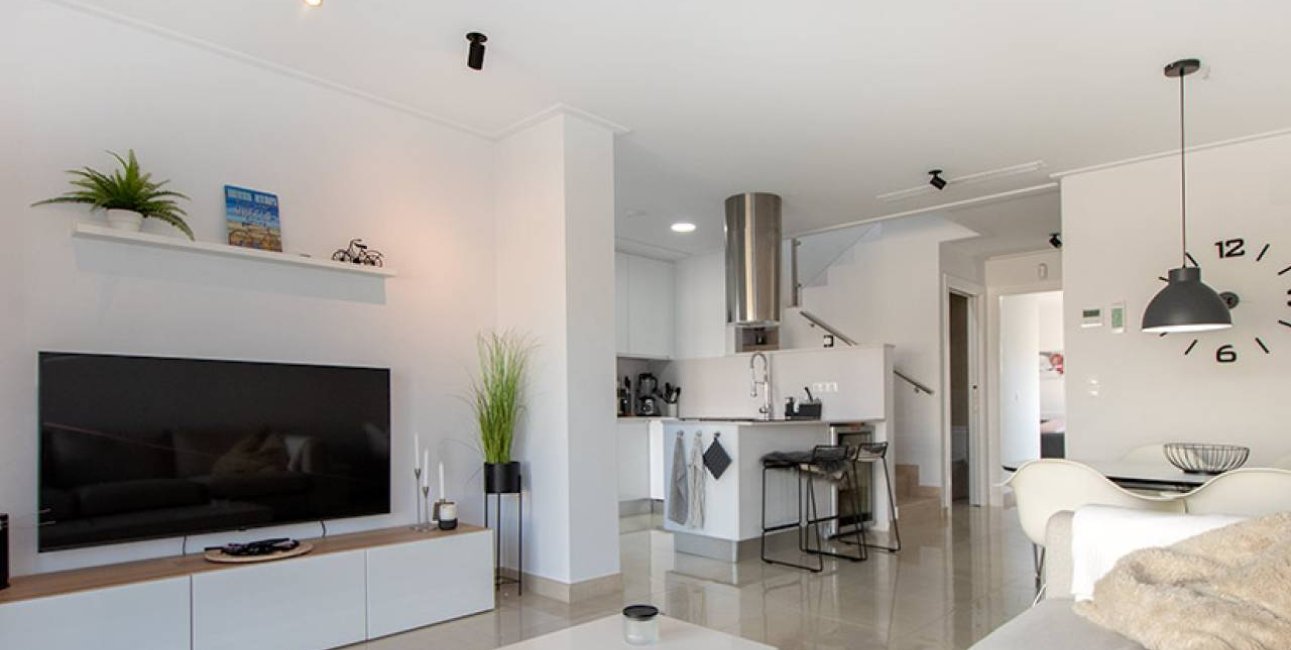 Reventa - Villa -
Ciudad Quesada - Doña Pepa