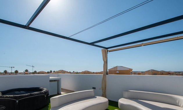 Reventa - Villa -
Ciudad Quesada - Doña Pepa