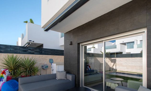 Reventa - Villa -
Ciudad Quesada - Doña Pepa