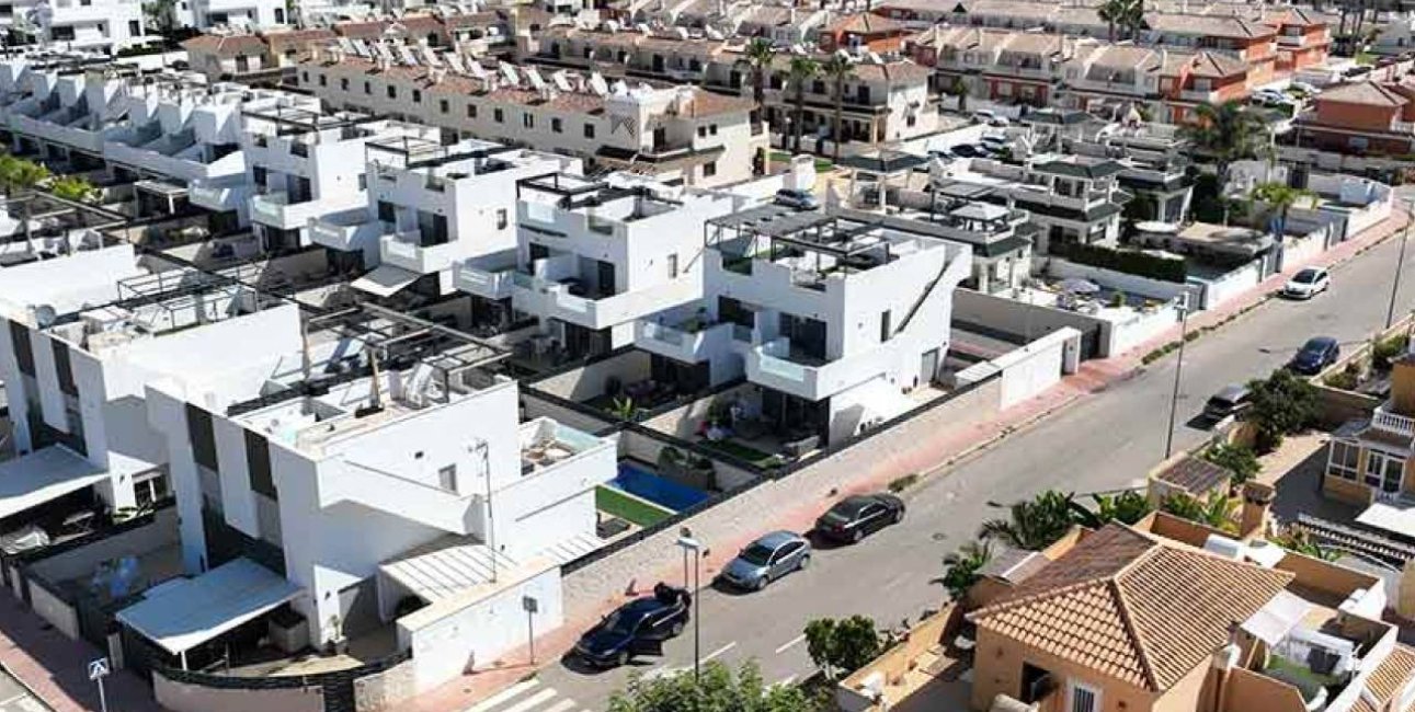 Reventa - Villa -
Ciudad Quesada - Doña Pepa