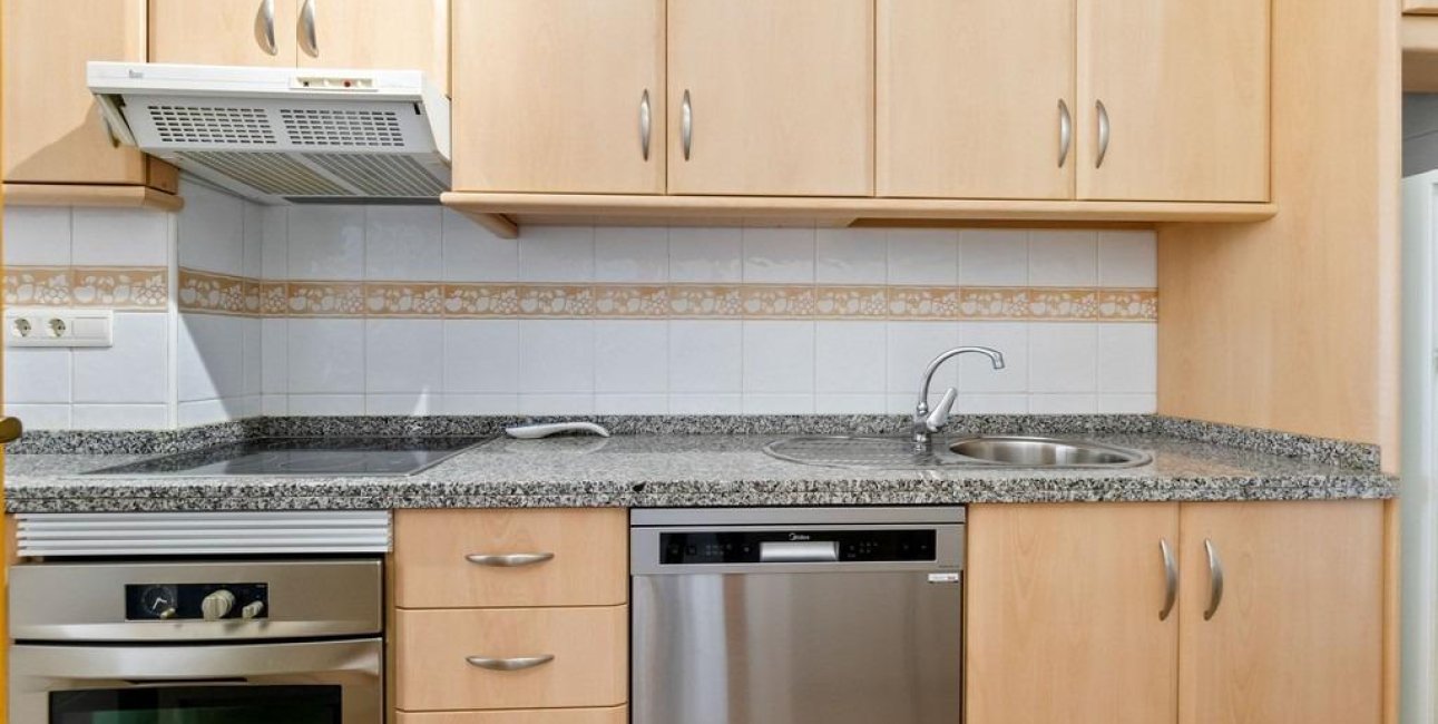 Resale - Apartment / flat -
Orihuela Costa - Campoamor