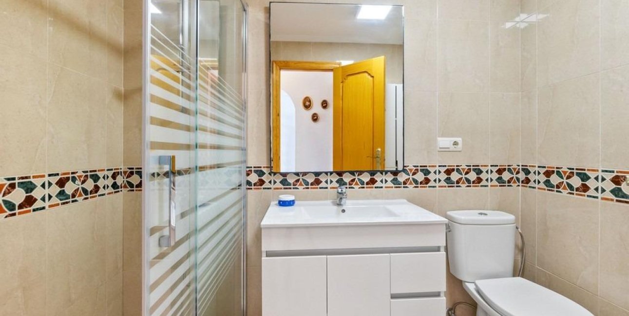 Resale - Apartment / flat -
Orihuela Costa - Campoamor