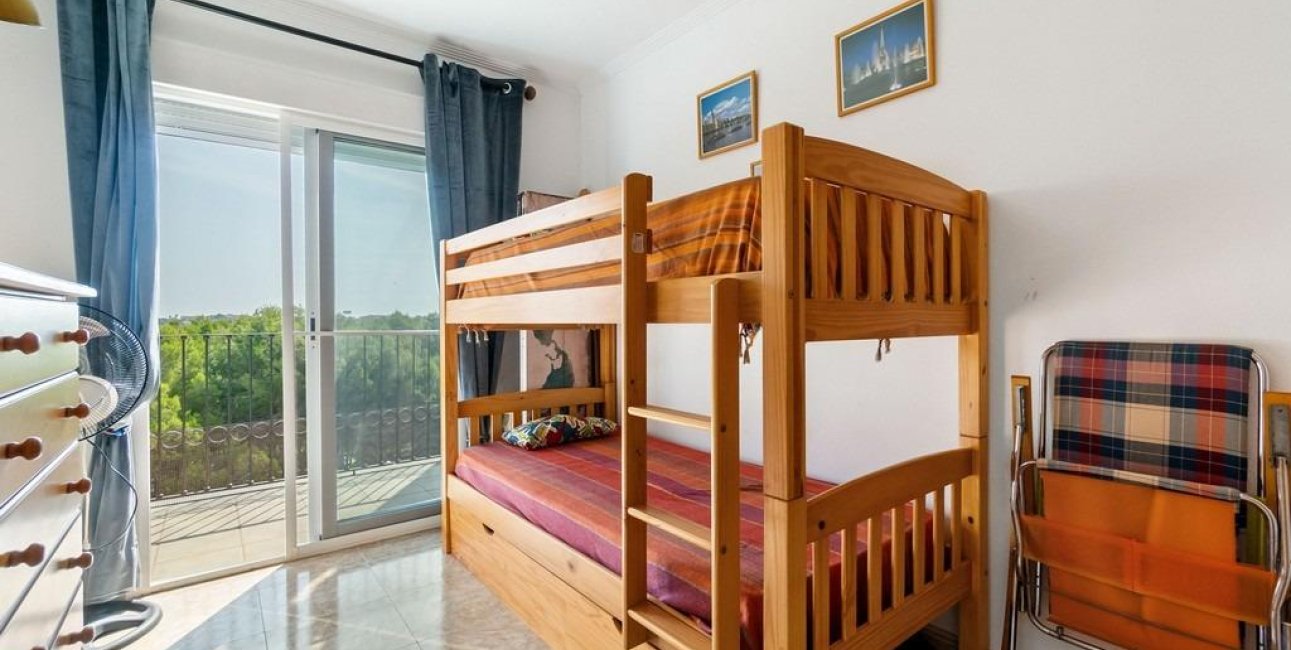 Resale - Apartment / flat -
Orihuela Costa - Campoamor