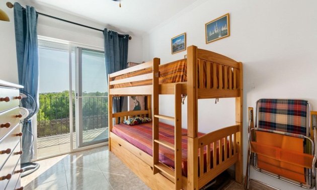 Resale - Apartment / flat -
Orihuela Costa - Campoamor