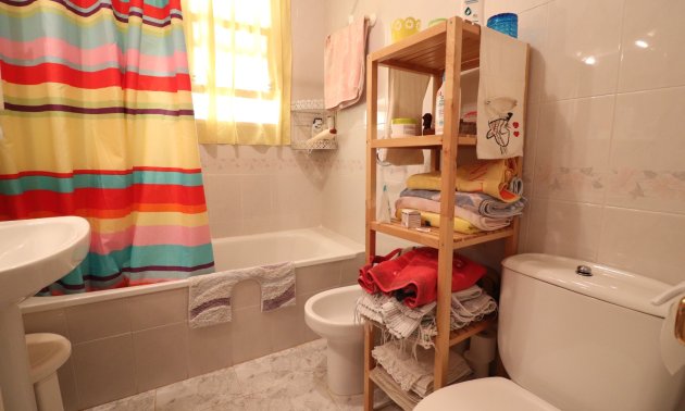 Reventa - Apartamento / piso -
Orihuela Costa - Playa Flamenca