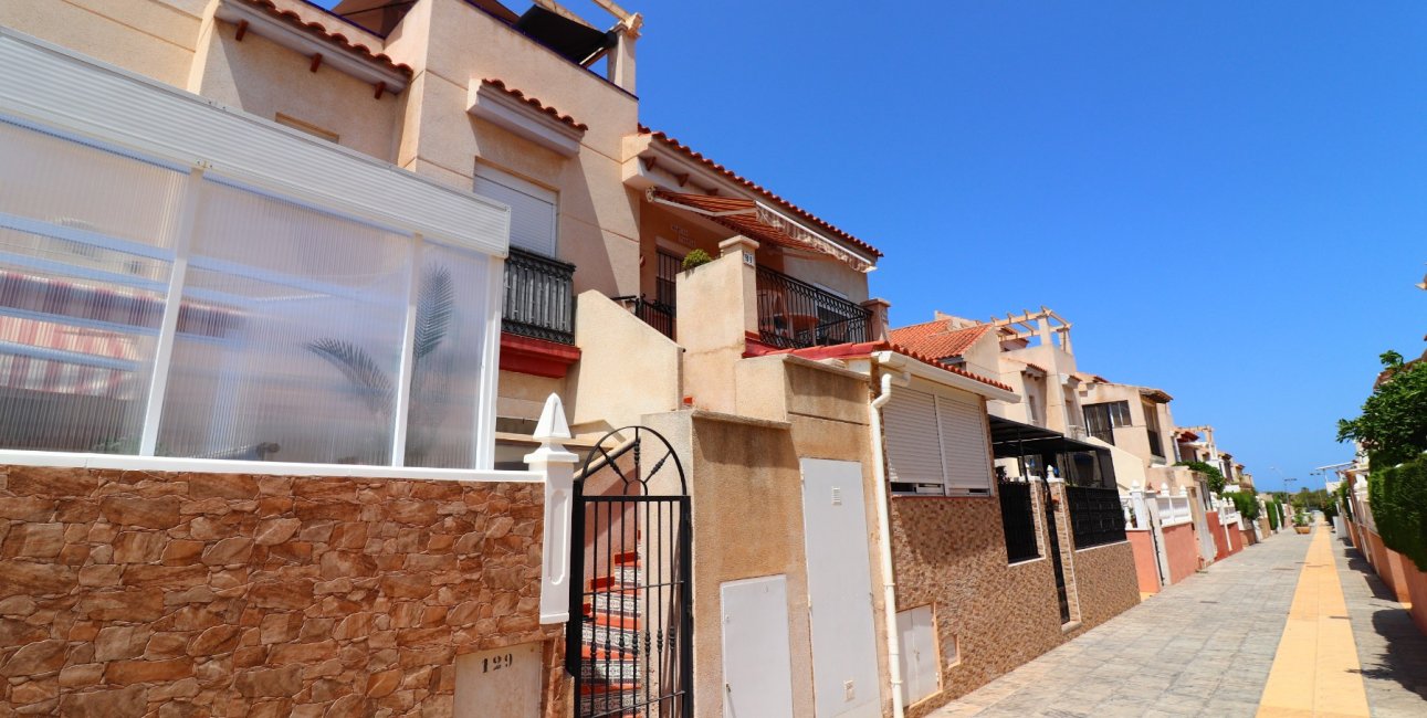Reventa - Apartamento / piso -
Orihuela Costa - Playa Flamenca