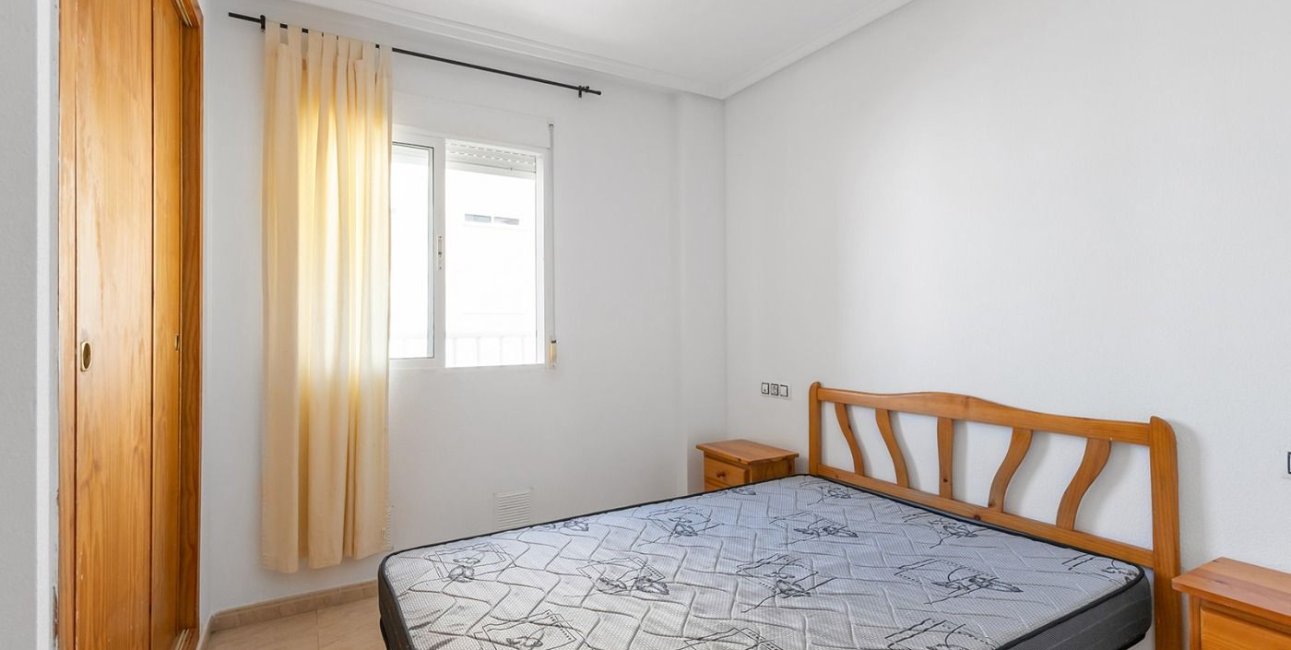 Rynek wtórny - Mieszkanie  -
Torrevieja