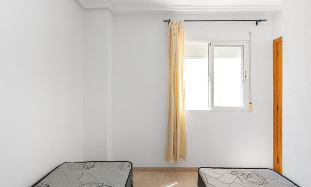 Rynek wtórny - Mieszkanie  -
Torrevieja