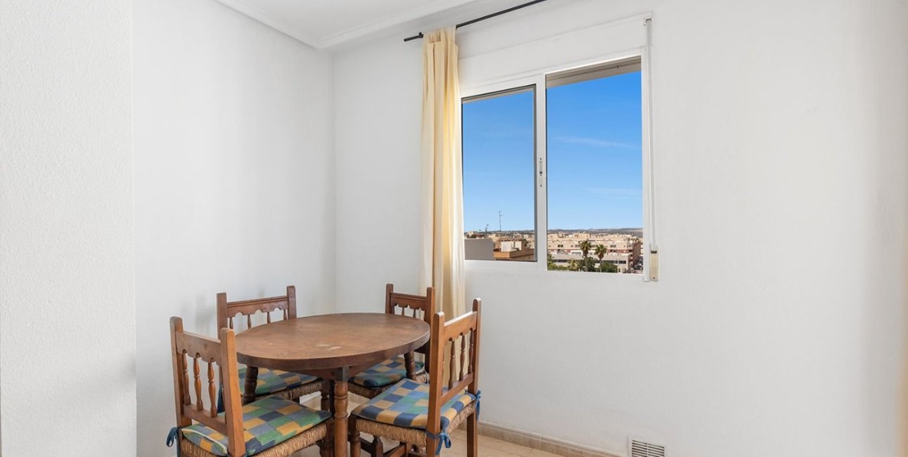 Rynek wtórny - Mieszkanie  -
Torrevieja