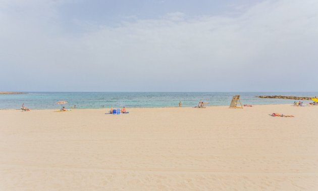 Rynek wtórny - Mieszkanie  -
Torrevieja