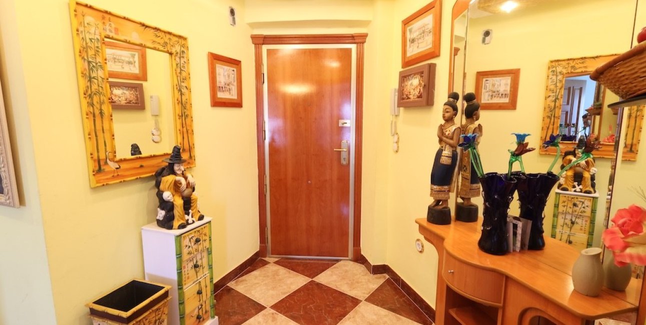 Resale - Apartment / flat -
Torrevieja - Acequion
