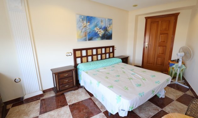 Resale - Apartment / flat -
Torrevieja - Acequion