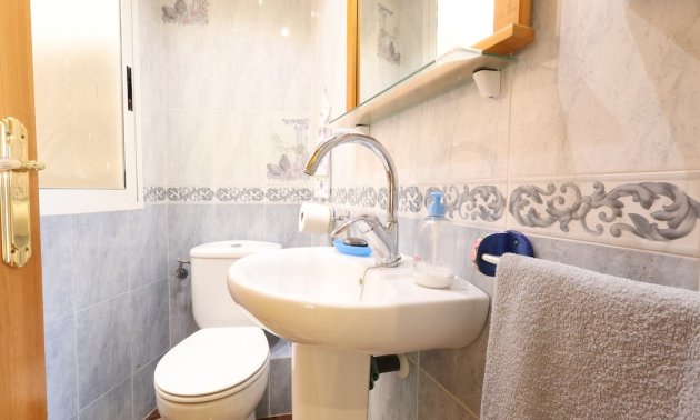 Resale - Apartment / flat -
Torrevieja - Acequion