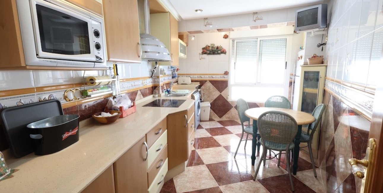 Resale - Apartment / flat -
Torrevieja - Acequion