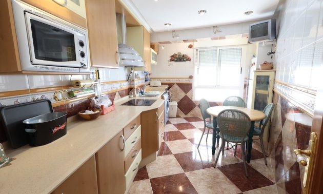 Resale - Apartment / flat -
Torrevieja - Acequion